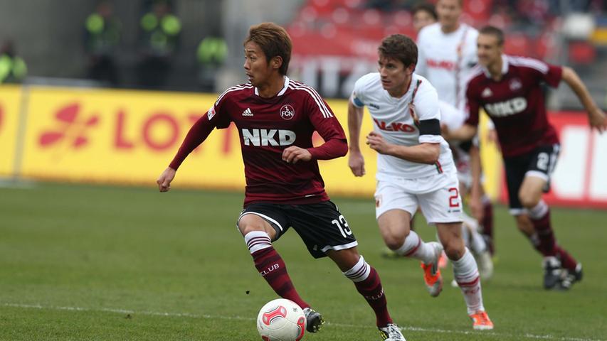 ...Kiyotake sich kurze Zeit nach seinem 23. Geburtstag nachträglich selbst beschenken wird. In Mainz scheiterte der japanische Edeltechniker - noch 22-jährig - mit einem saftigen Schuss an FSV-Keeper Christian Wetklo, gegen die Bayern zappelt der Ball in den Maschen.