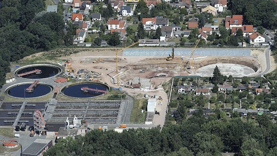 Großbaustelle für neue Nachklärbecken Großbaustelle für neue Nachklärbecken