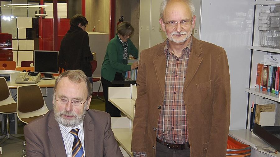 Ludwig Zehetner (li.) kam zu den „Literaturtagen Oberpfälzer Jura“, hier mit Bernd Gruber.