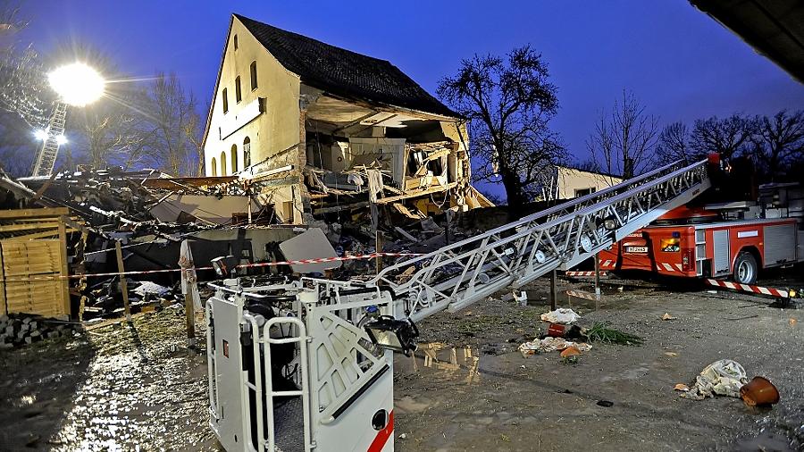 Völlig zerstört: Vom Gasthof „Zum Klösterle“ blieb nach einer Explosion im Januar nicht mehr viel übrig.