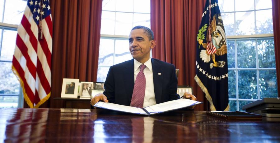 Noch sitzt der 44. Präsident der Vereinigten Staaten von Amerika Barack Obama entspannt im Oval Office. Den Platz "an der Sonne" möchte ihm jedoch der Republikaner Mitt Romney streitig machen.