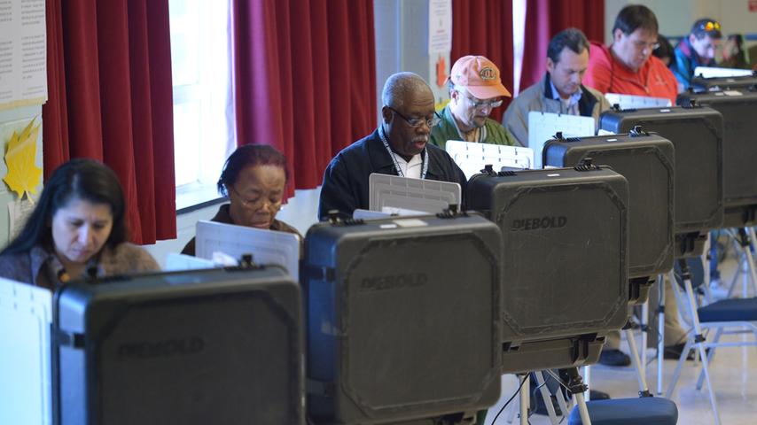 Auch in Weaton, Maryland, glühen die Wahlcomputer.