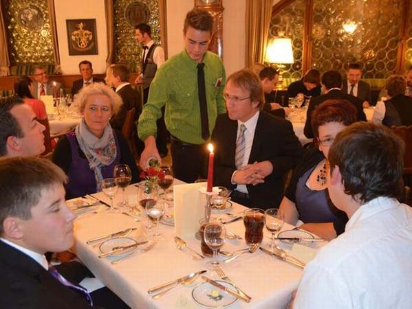 Benimmkurs Fur Rothenburger Neuntklassler Rothenburg Nordbayern De