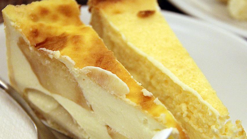 Ein Stück Apfel-Schmand-Torte oder lieber ein Stück von Marlenes Käsekuchen? Das Rezept kommt von einer ehemaligen Kollegin aus Berlin.