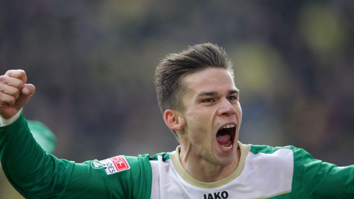 Losgelöster Jubel: Zoltan Stieber machte mit dem 1:1 in Dortmund bereits seinen dritten Treffer seit dem achten Spieltag in Hoffenheim. Zumindest der junge Ungar in Fürther Diensten hat einen Lauf.