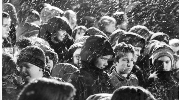 Zum ersten Mal seit vielen Jahren schneite es 1996 wieder bei der Eröffnung des Christkindlesmarktes.