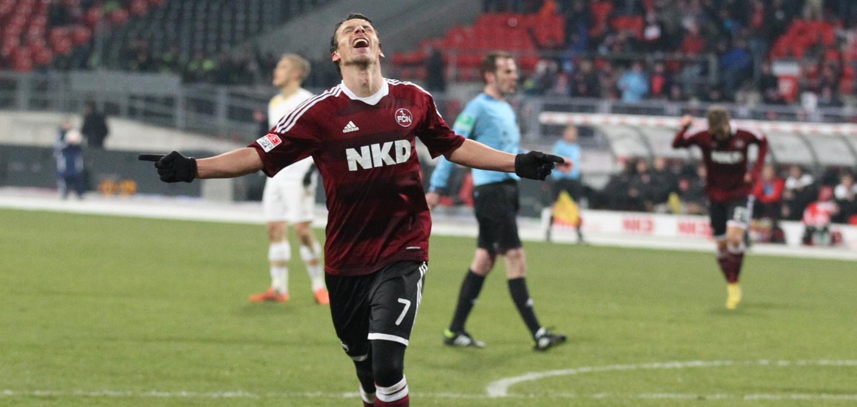 Club gewinnt Sechs-Punkte-Spiel gegen Düsseldorf Club gewinnt Sechs-Punkte-Spiel gegen Düsseldorf