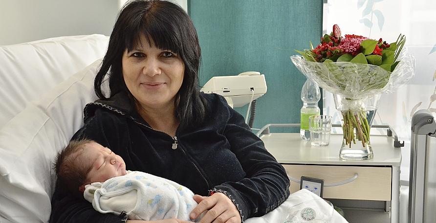 Neujahrsbaby Melik ist das vierte Kind der Familie Erol Neujahrsbaby Melik ist das vierte Kind der Familie Erol