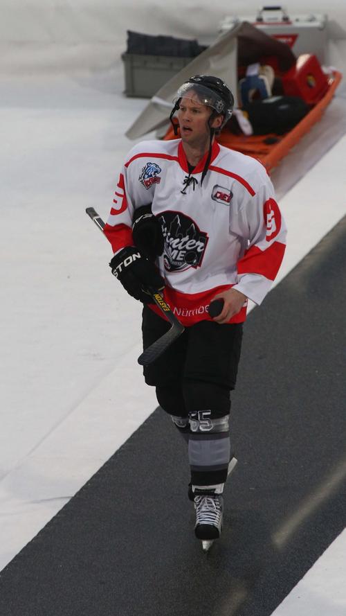 Verteidiger Casey Borer (55) spielt seit Mai 2012 bei den Ice Tigers.