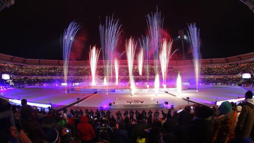 Das gigantische Feuerwerk erleuchtete zum Abschluss des Winter Game das Stadion.