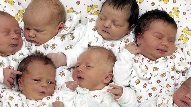 In den ersten neun Monaten 2010 wurden fast 20.000 Babys mehr geboren als im Vergleichszeitraum 2009