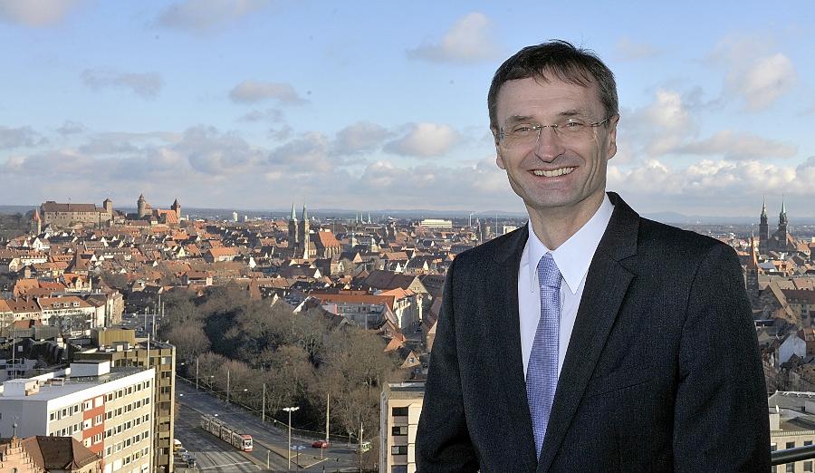 Von den Managern der städtischen Unternehmen Nürnbergs verdient Josef Hasler am besten.