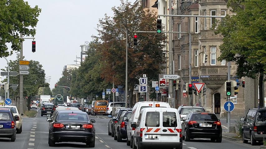 Viel befahren ist auch die Maximilianstraße, besonders hohe Werte wurden zwischen Adam-Klein-Straße und Gertrudstraße gemessen.