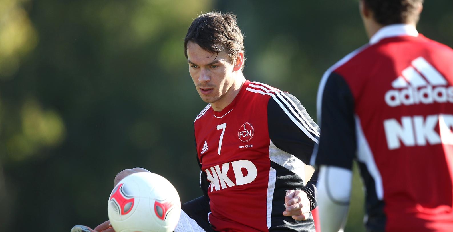 Nürnbergs Mittelfeldspieler Markus Feulner sieht sich nach einem anderen Arbeitgeber um.