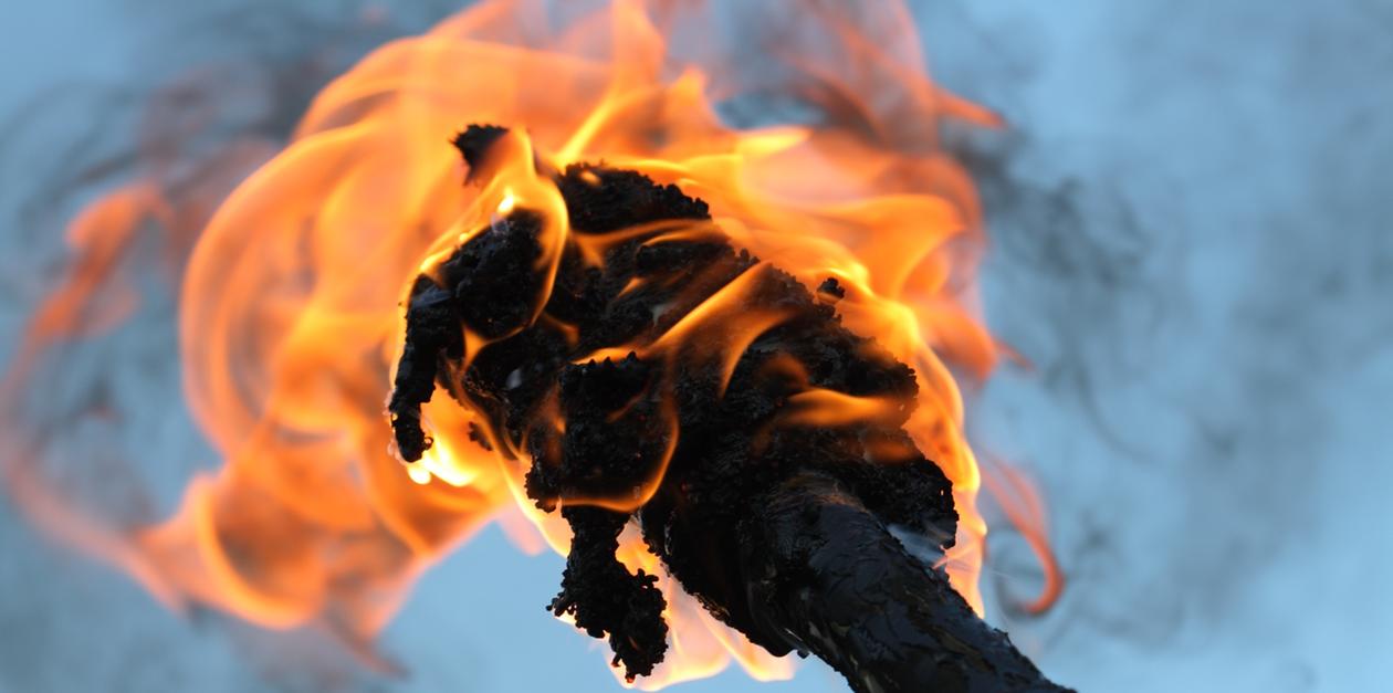 Erlangen:Klärgas wird über Fackel verbrannt | Nordbayern