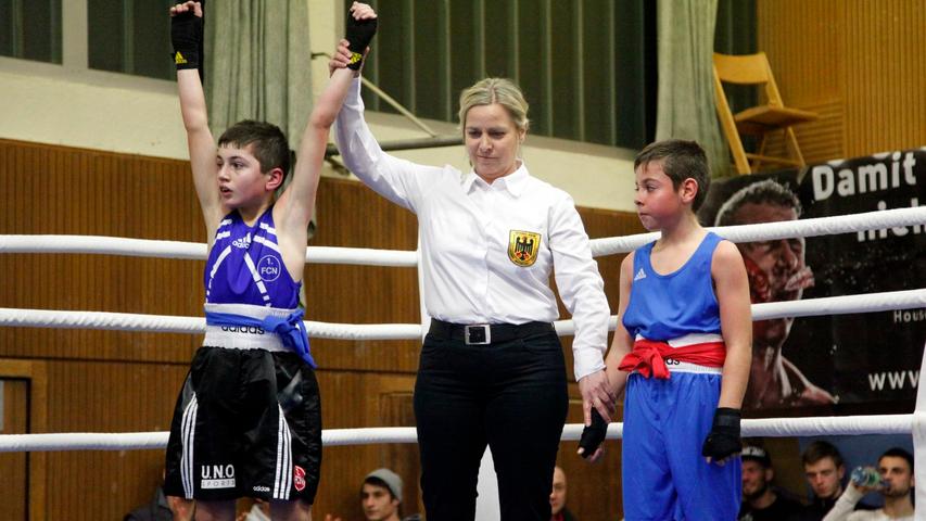 Den Kampf in der Kategorie Schüler bis 36kg konnte Waliko Movsisyan für sich entscheiden.