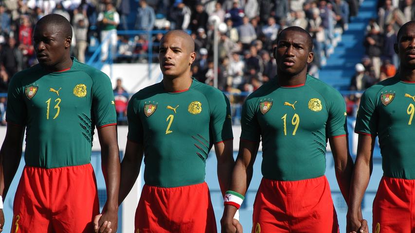 Für Aufregung sorgte der von Puma entwickelte Einteiler für die Mannschaft aus Kamerun beim Africa-Cup 2004. Der Rechtsstreit zwischen Puma und der Fifa endete in einem Vergleich. Verhandelt wurde der Fall 2005 vor dem Landgericht Nürnberg.