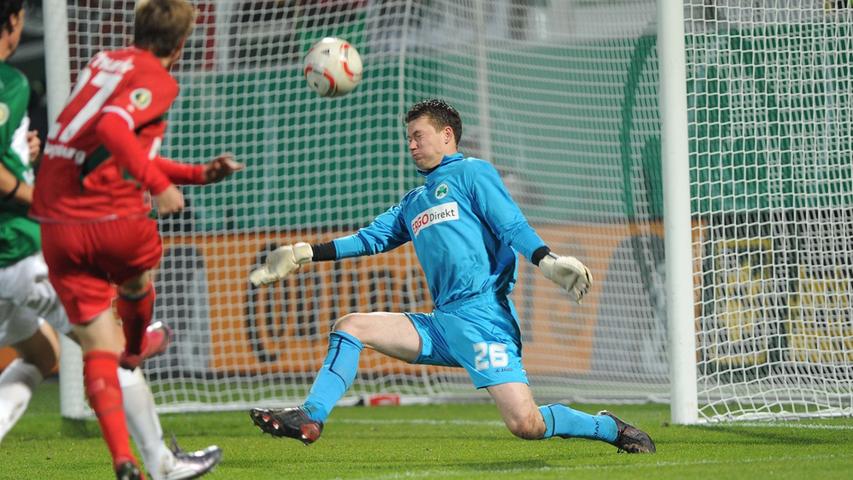 Niederlage gegen den FCA: Fürth fliegt aus dem Pokal