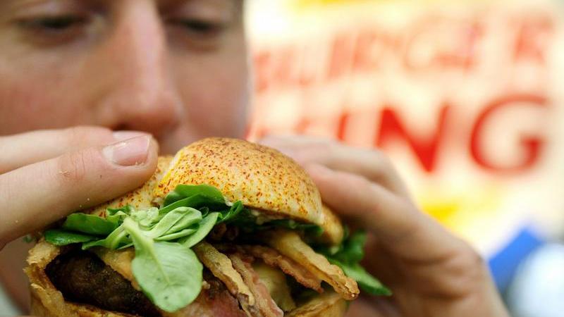 Burger King greift nach wiederholten Hygiene-Verstößen durch: Der größte Franchise-Nehmer der Fast-Food-Kette muss seinen Betrieb einstellen, 89 Restaurants sind betroffen.