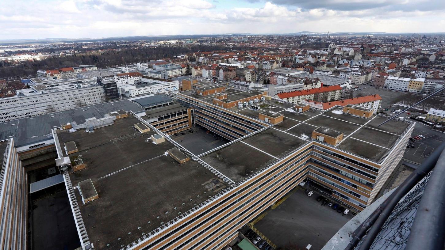 Kurz vor de Nürnberger Kommunalwahl erhielt die Diskussion um das Quelle-Gelände an der Fürther Straße neuen Zündstoff.