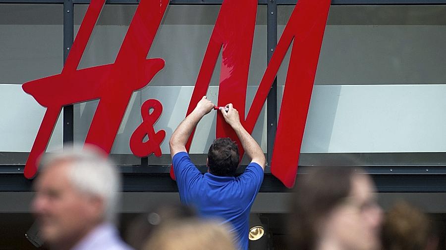 H&M steckt in der Krise: Das Unternehmen hat angekündigt, Filialen zu schließen.