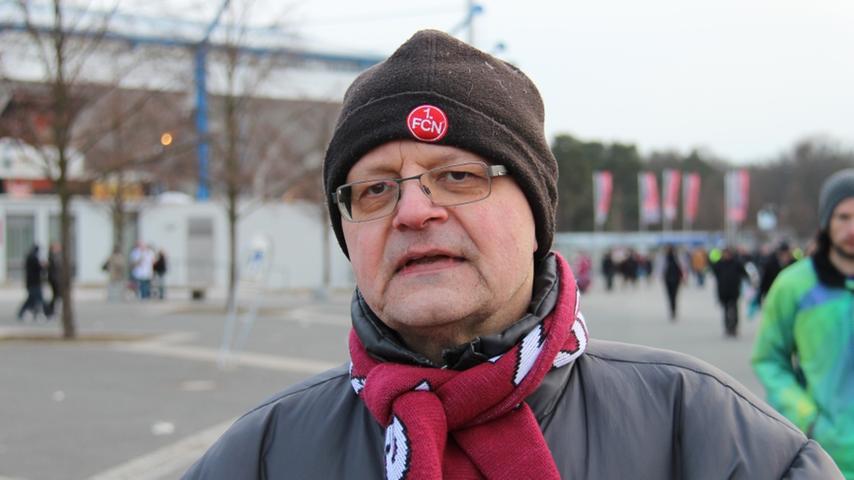 Wolfgang Kollen (58): "Clubfan bin ich seit 1962, also schon seit über 50 Jahren. Ich komme eigentlich aus Koblenz und nehme die vielen Kilometer gerne auf mich. Vor allem heute hat es sich gelohnt. Der Club hat ordentlich gekämpft, die zweite Halbzeit war klasse. Auf jeden Fall ein verdienter Sieg!"