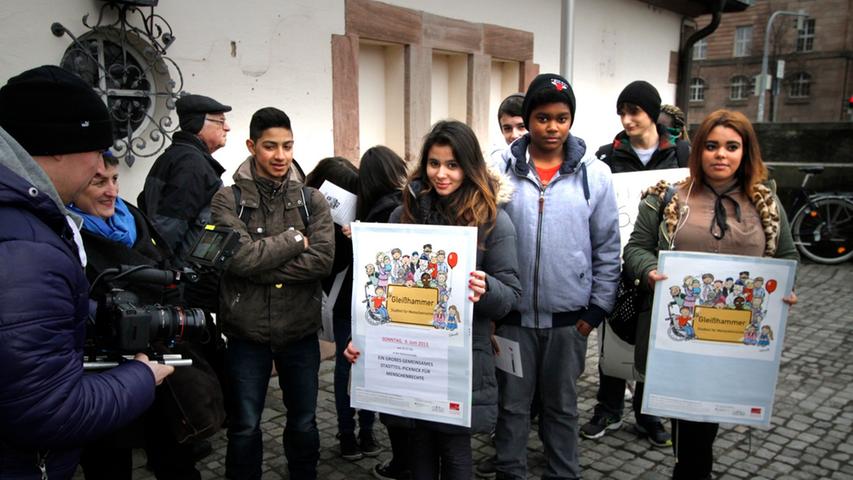 Jugendliche aus Gleißhammer luden zu einem großen gemeinsamen Stadtteil-Picknick für Menschenrechte ein.
