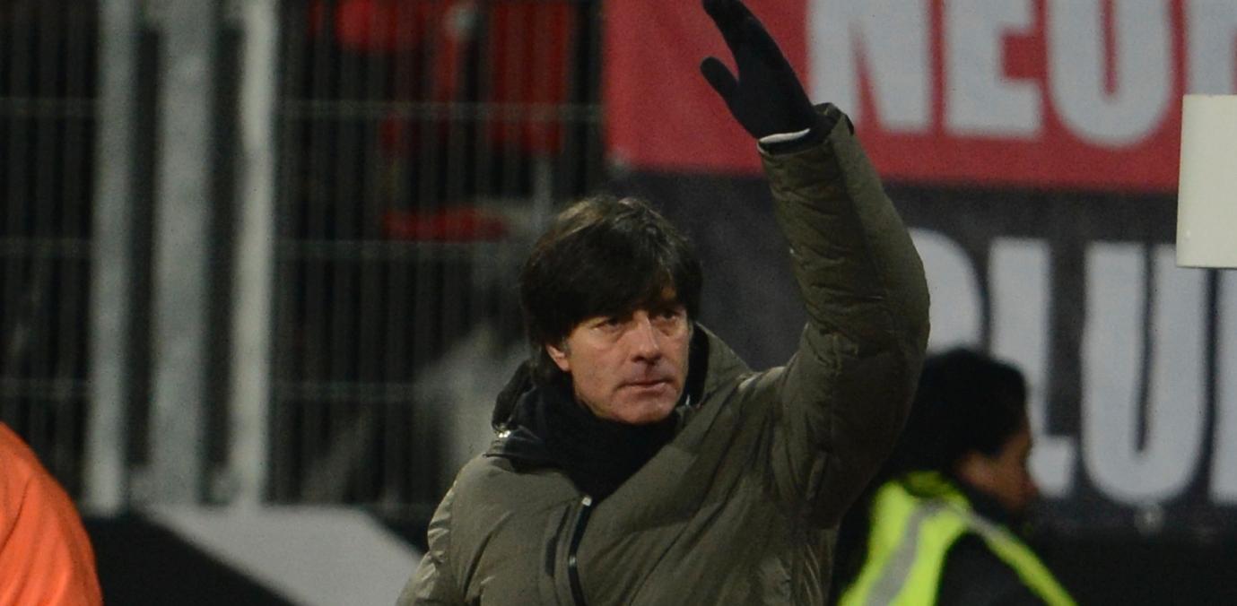 Löw: Löw: