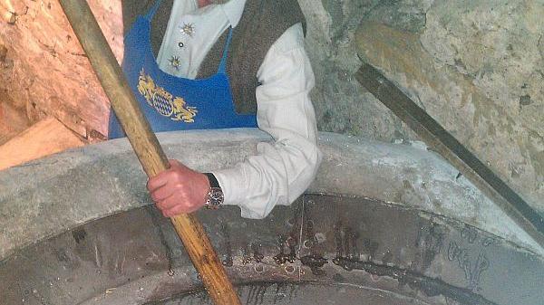 Ein Gaumenschmaus für jeden Bier-Liebhaber: Neben historischer Architektur gibt es im Freilandmuseum in Bad Windsheim auch feinste Braukunst zu bestaunen. Ein Gaumenschmaus für jeden Bier-Liebhaber: Neben historischer Architektur gibt es im Freilandmuseum in Bad Windsheim auch feinste Braukunst zu bestaunen.