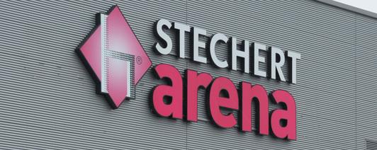 Der Schriftzug "Stechert-Arena" wird nicht mehr lange auf der Heimspielstätte der Brose Baskets prangen.
