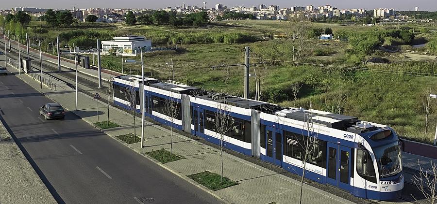 Über die geplante Stadt-Umland-Bahn sollten die Bürger entscheiden, meint der Erlanger OB Balleis.