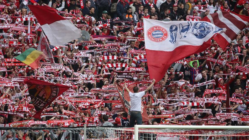 Mit 27,2 Millionen Euro könnten 36.266 Fans des FC Bayern ein Jahresticket für die Heimspiele des Rekordmeisters erwerben – in der teuersten Kategorie. Preis: 750 Euro.