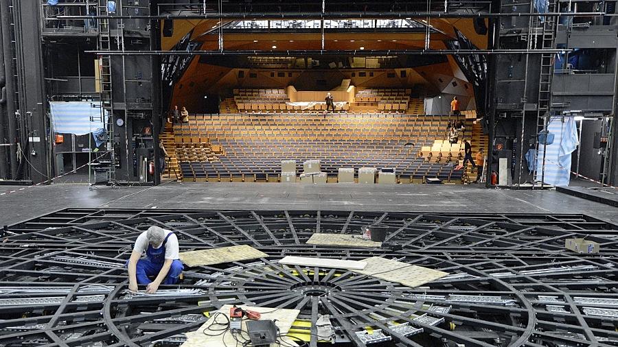 Stuttgarts nächster Patient heißt Opernhaus Stuttgarts nächster Patient heißt Opernhaus