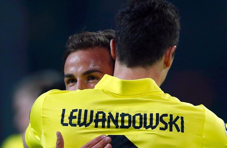 The Times: "Robert Lewandowski trifft viermal und versenkt mit Borussia Dortmund Real Madrid."