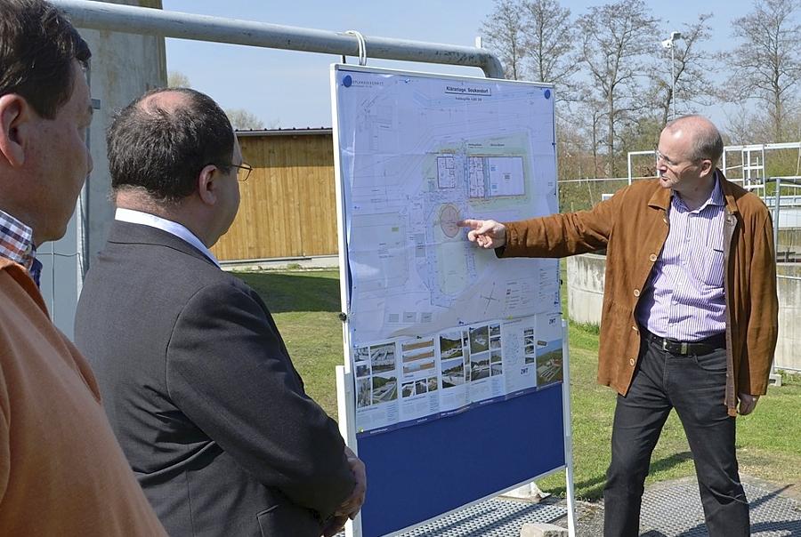 Startschuss beim Klärwerks-Neubau in Seukendorf Startschuss beim Klärwerks-Neubau in Seukendorf