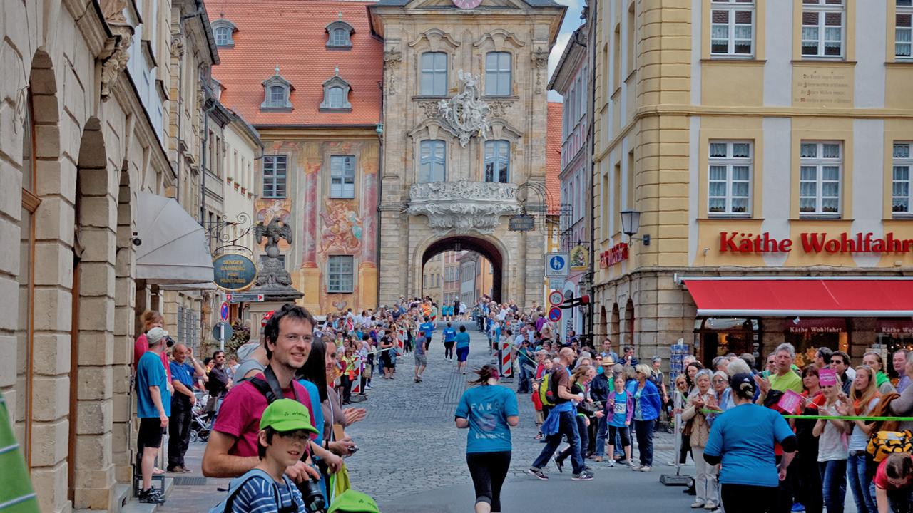 Bamberger Weltkulturerbelauf: Wettstreit vor historischer Kulisse
