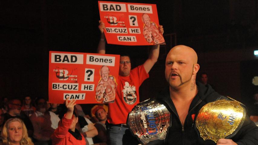 "Bad Bones" musste seinen Titel "GWP World Championship" verteidigen.