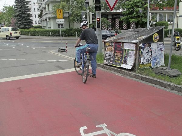Radfahrer haben es in Nürnberg nicht immer leicht.