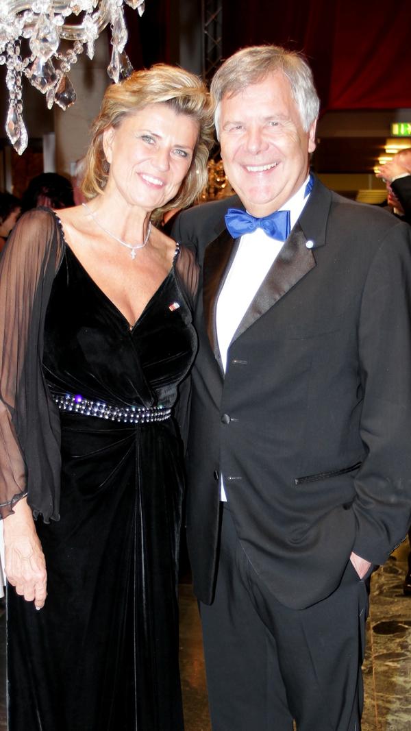 Dagmar Wöhrl ist seit 1984 mit dem Nürnberger Unternehmer Hans Rudolf Wöhrl verheiratet. Ihr Sohn Marcus, geboren 1985, kandidierte zweimal erfolgslos mit der Jungen Union für das Europaparlament. Sohn Emanuel Nicolai...