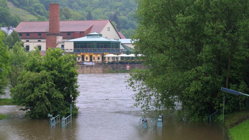 Hochwasser: Deutschlands Flüsse treten über die Ufer