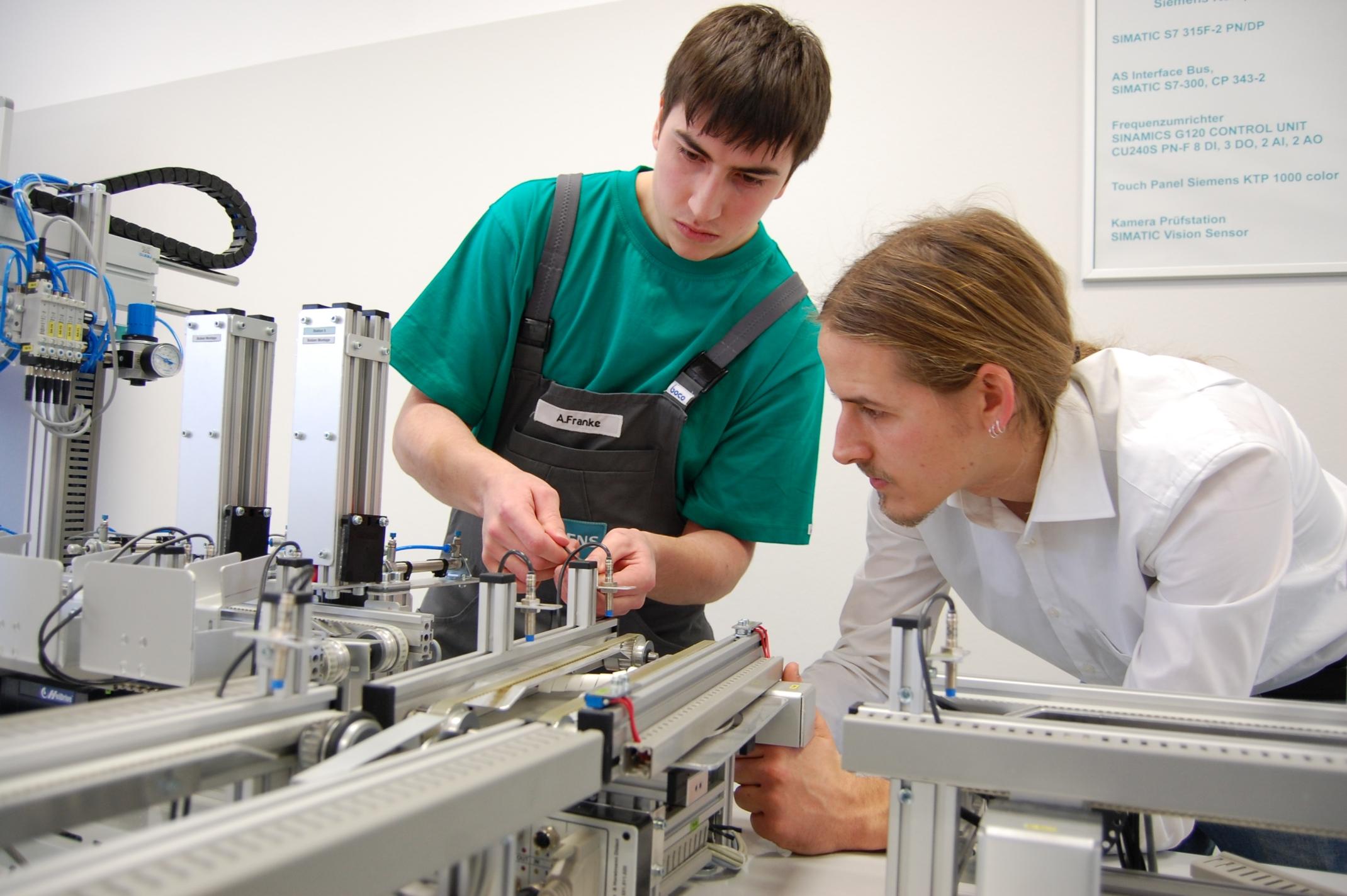 Azubi-Day: Das Handwerk Präsentiert Sich In Neumarkt | Nordbayern