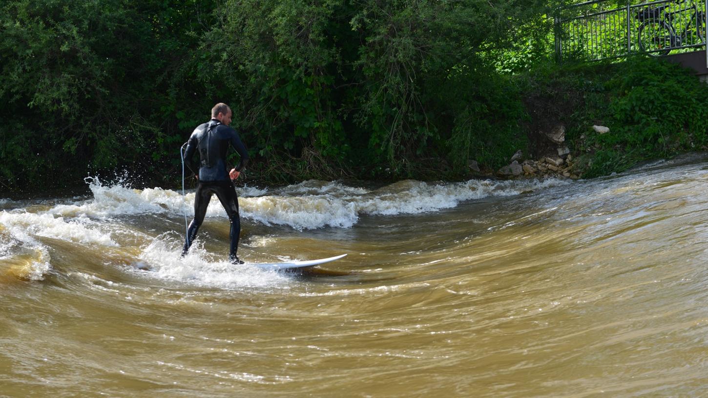 Der Traum vom Surfen in Nürnberg wird immer realistischer. In drei Monaten soll das Genehmigungsverfahren abgeschlossen sein. Dann könnte 2018 schon mit dem Baustart der Surfer-Welle begonnen werden.