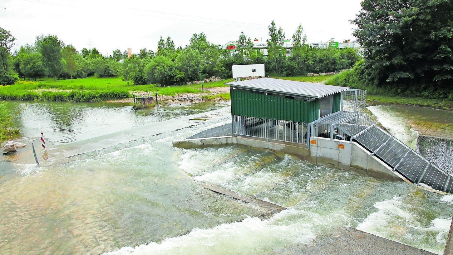 Das Gehäuse der neuen Wasserkraftschnecke und die vorgelagerte Fischtreppe am Ochsenklavier.