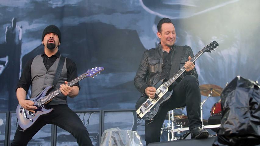 Heute gibt es Coverversionen bei Volbeat: Erst Rammstein, dann Judas Priest. Dem Publikum gefällt es.