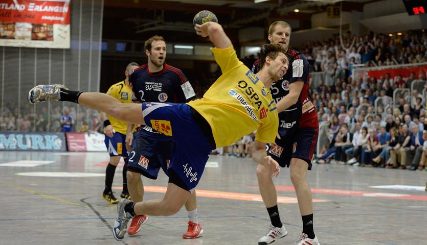 Aber dann geht's los: Von Anfang an entwickelt sich gegen Rostock - immerhin nach dem THW Kiel der zweiterfolgreichste Handball-Verein Deutschlands - ein packender Fight auf Augenhöhe.