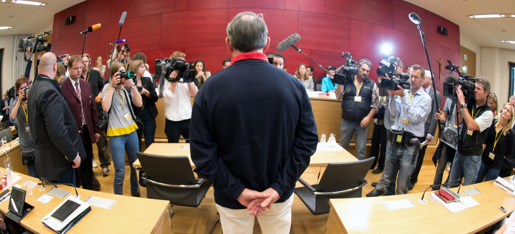 In der Gerichtsverhandlung um die Veröffentlichung des Namens einer Frau, war Gustl Mollath nur zu Gast. (Archivbild)