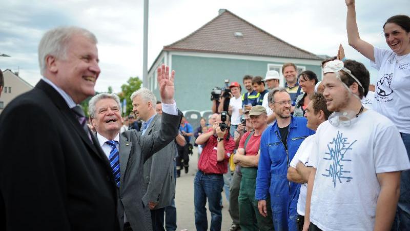 Der bayerische Ministerpräsident Horst Seehofer begleitete den Bundespräsidenten bei seinem Besuch in Deggendorf.