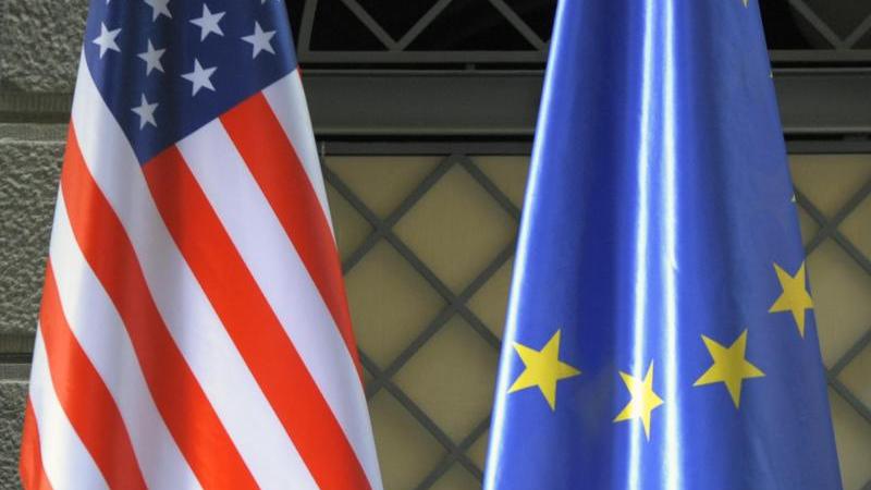 Die USA und die EU verhandeln über die weltgrößte Freihandelszone. Die USA und die EU verhandeln über die weltgrößte Freihandelszone.