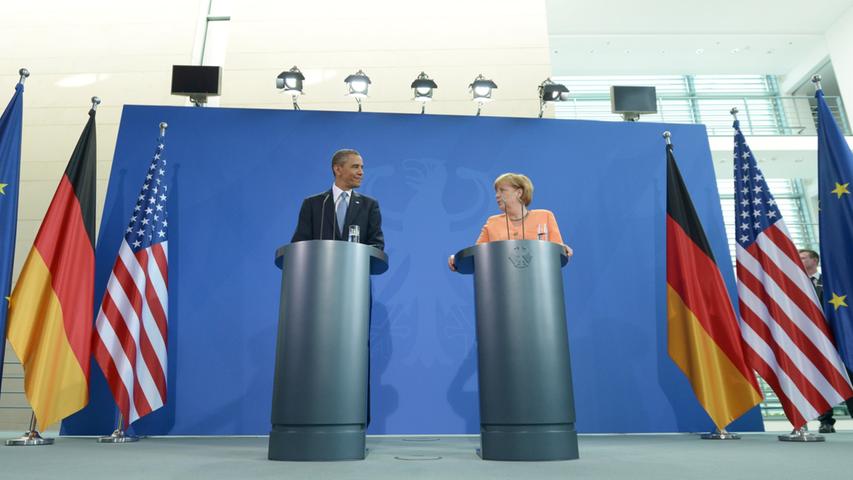 "Fühle mich so wohl, dass ich mein Jackett ausziehe": Obama in Berlin