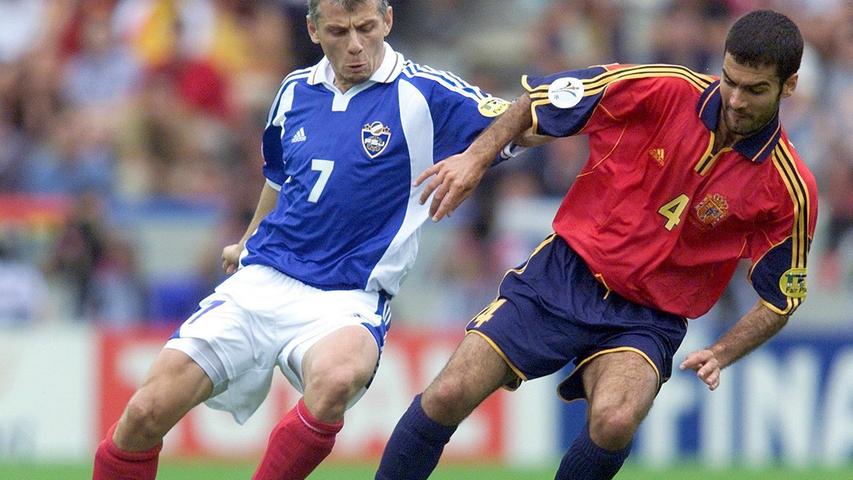 Von den Erfolgen der aktuellen spanischen Nationalmannschaft konnte Guardiola zu seiner Zeit nur träumen. 47 Mal trug der 42-Jährige das Trikot der "La Furia Roja" und gewann 1992 Olympia-Gold.
